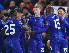 PG电子游戏-切尔西客场逼平伯恩茅斯，欧战席位风雨飘摇！