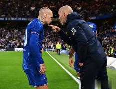 PG中国官网-乌克兰队-不敌波兰切尔西球员波利斯失误送点