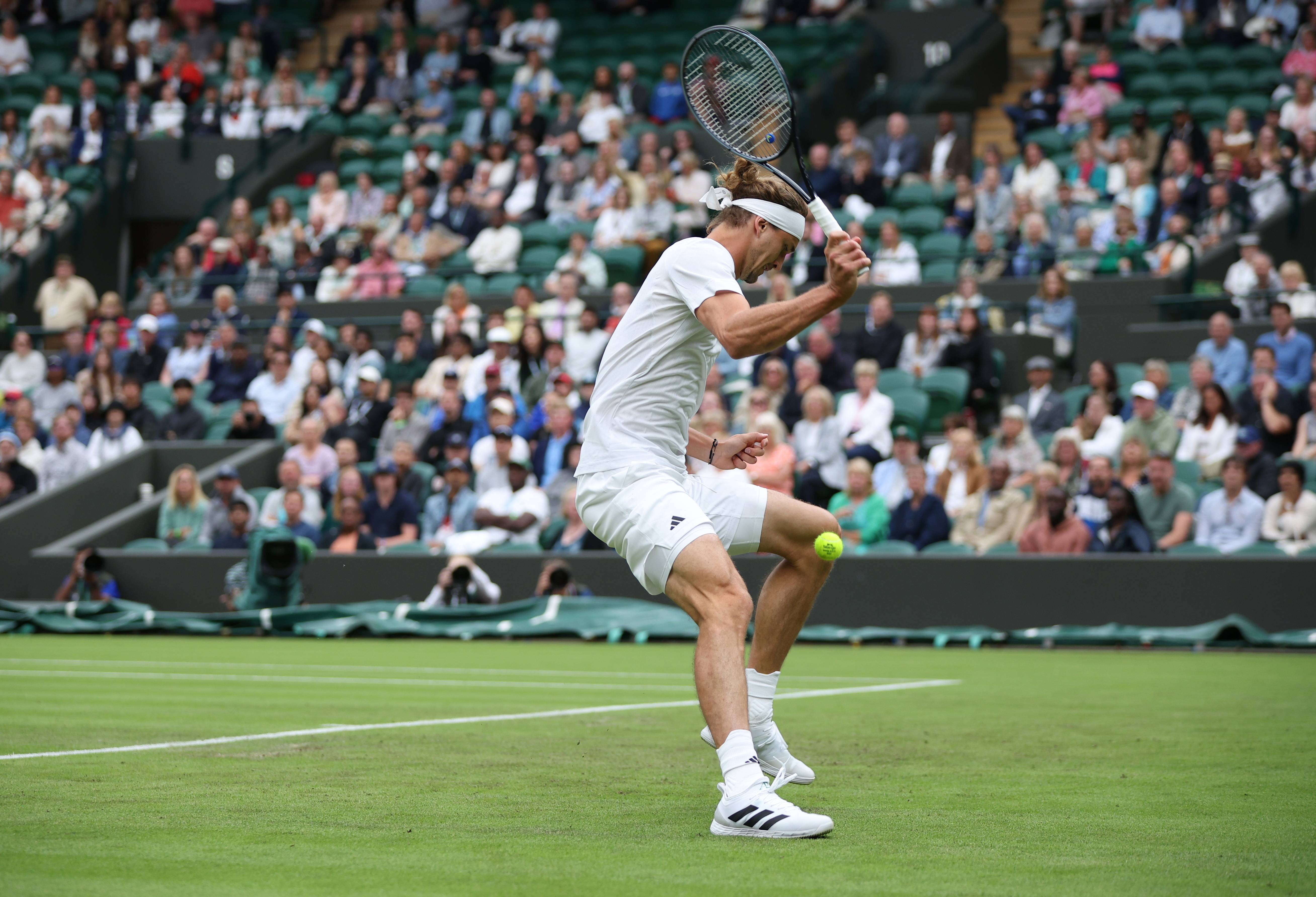 PG电子官网-美国网球队逆转英国网球队，兹维列夫高光表现的简单介绍