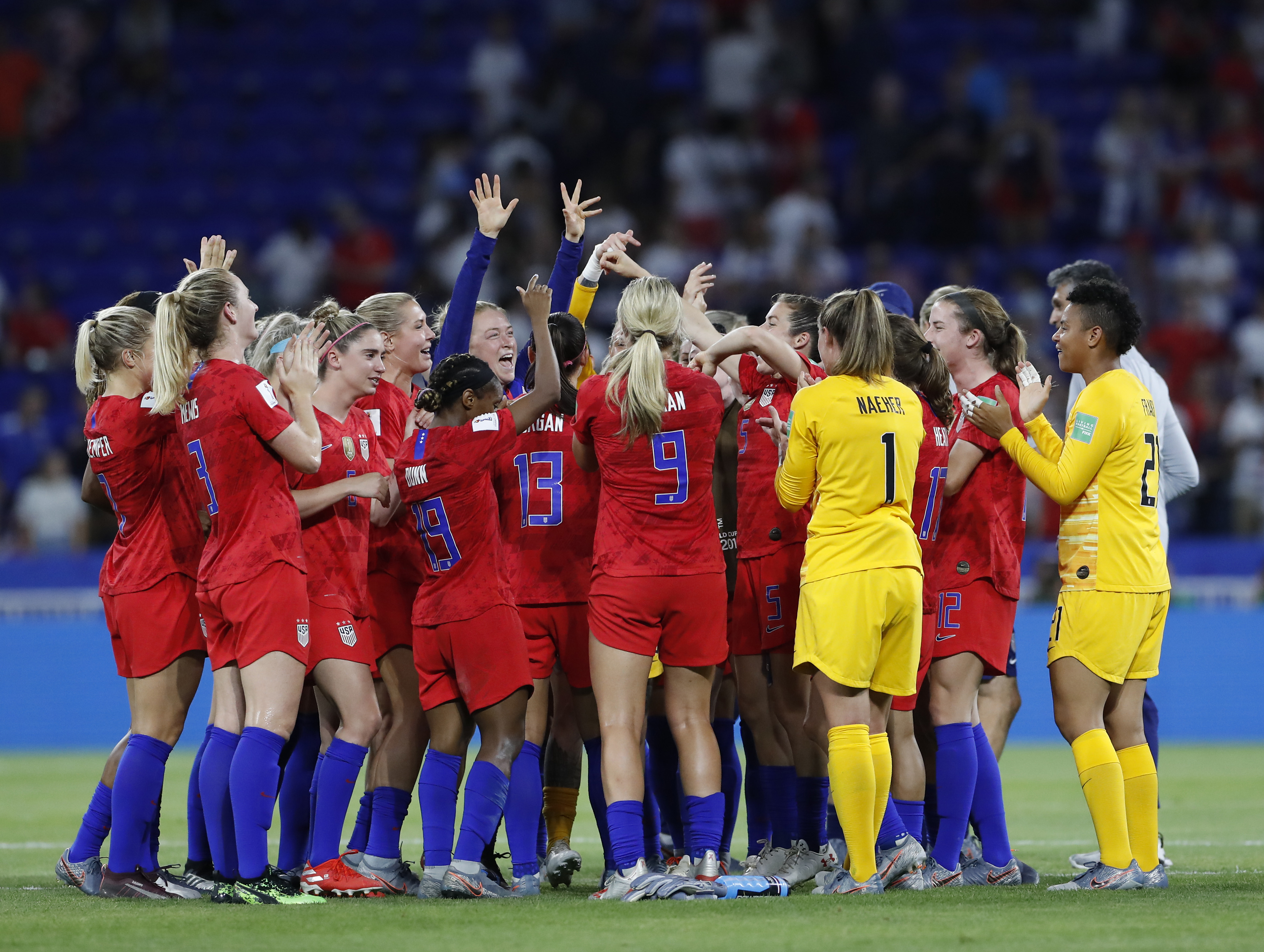 PG电子官方-英格兰鏖战波兰，戈麦斯刷新纪录