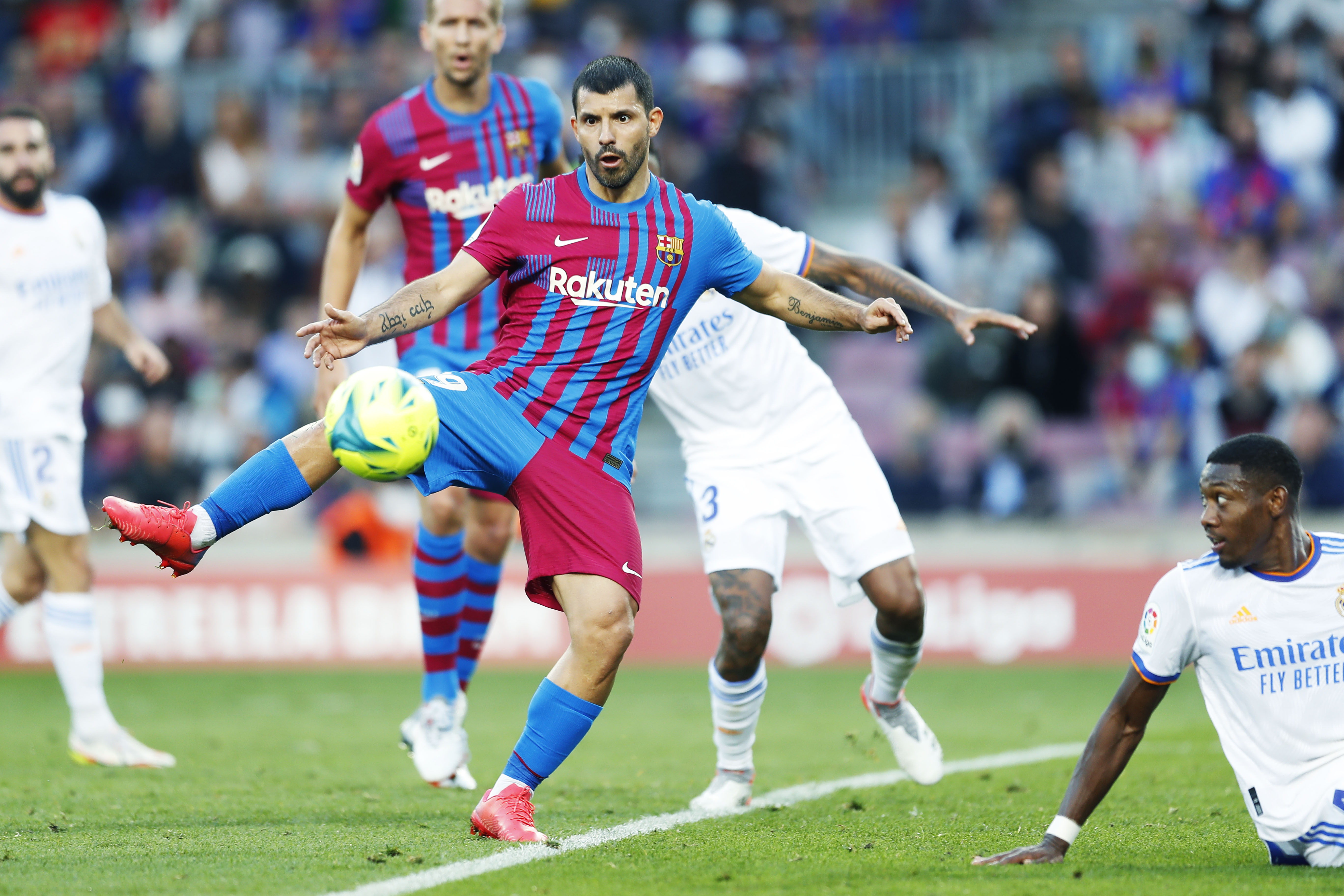 PG在线网站-奥地利碾压巴萨,阿圭罗点燃赛场