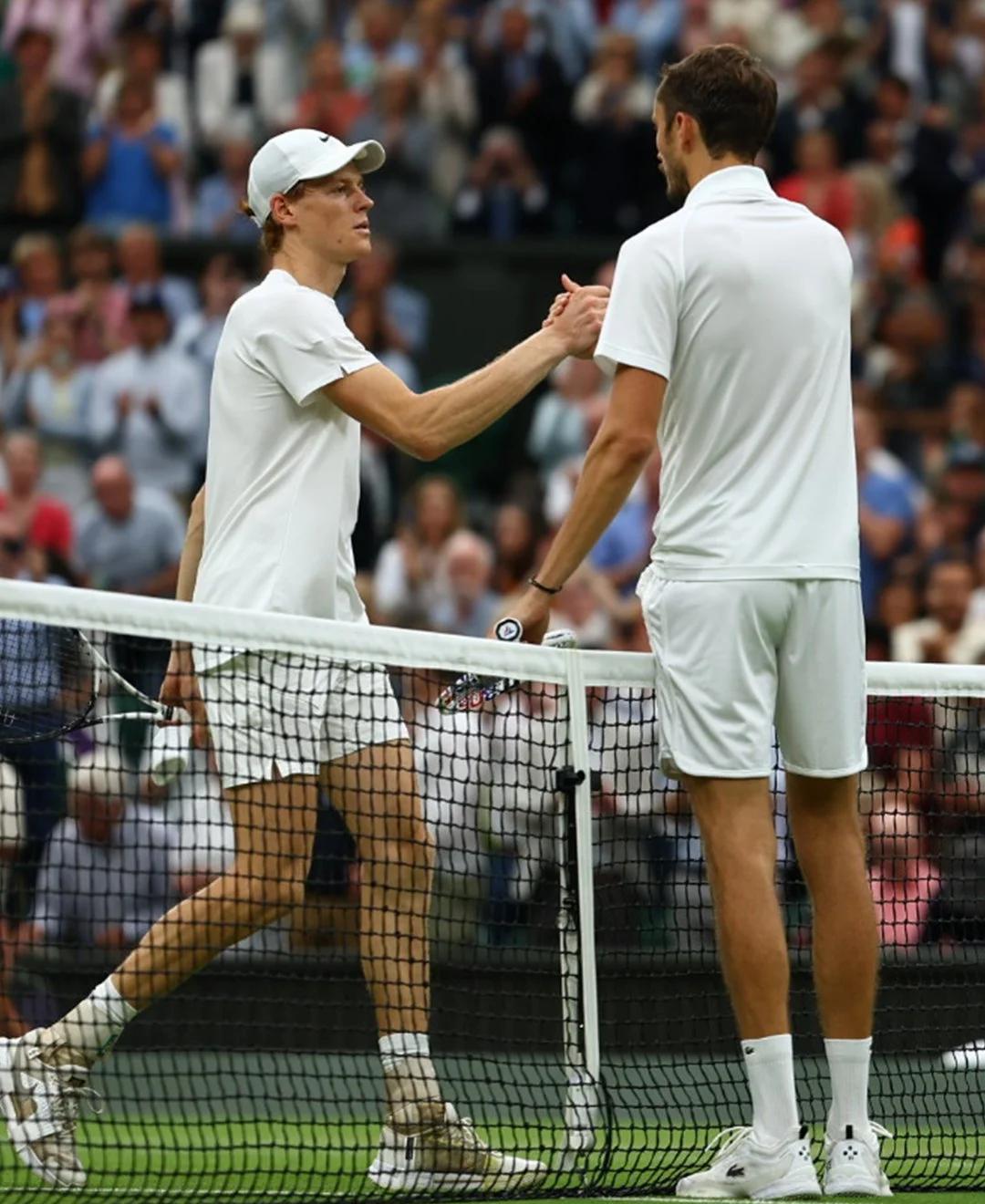 PG中国登录入口-包含拉沃尔杯力克戴维斯杯，梅德韦杰夫高光表现的词条